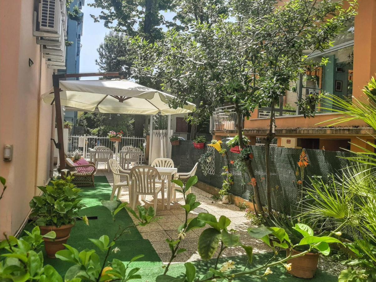 Hotel Amalfi Rimini Dış mekan fotoğraf
