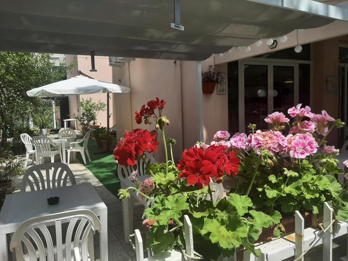 Hotel Amalfi Rimini Dış mekan fotoğraf